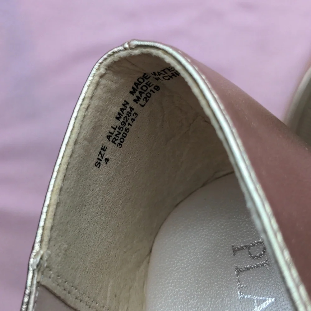 The Children's Place Shiny Gold Metallic Ballet Flats size 4